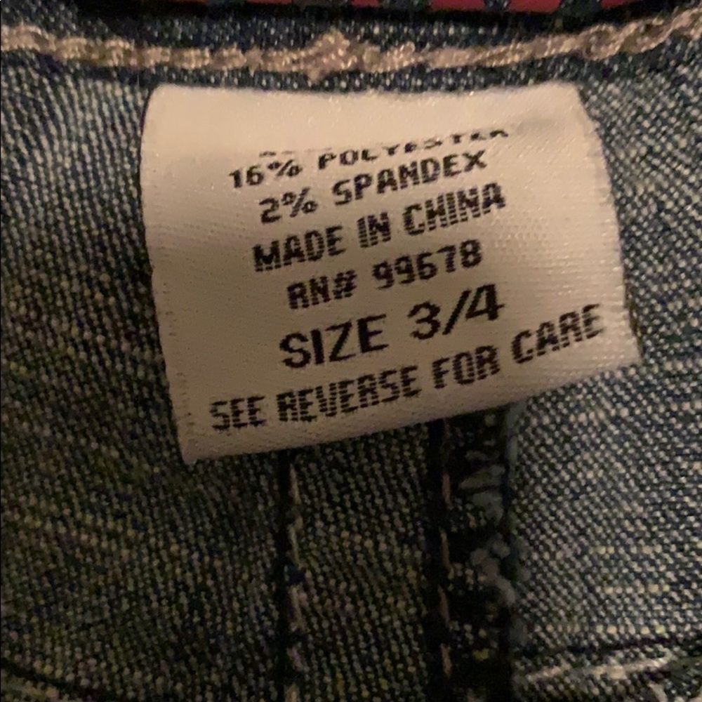 Shorts - Picture 9 of 9